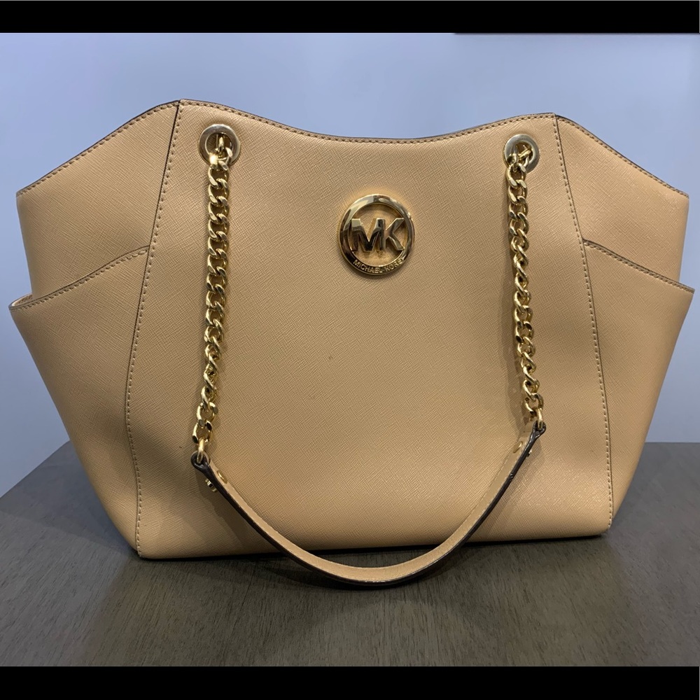 Michael Kors Jet Set Shoulder Tote